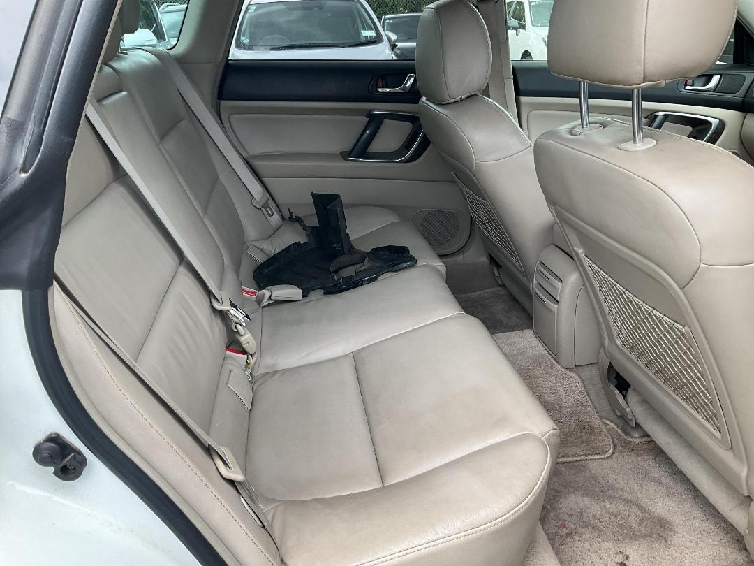 Photo '9' of Subaru Outback