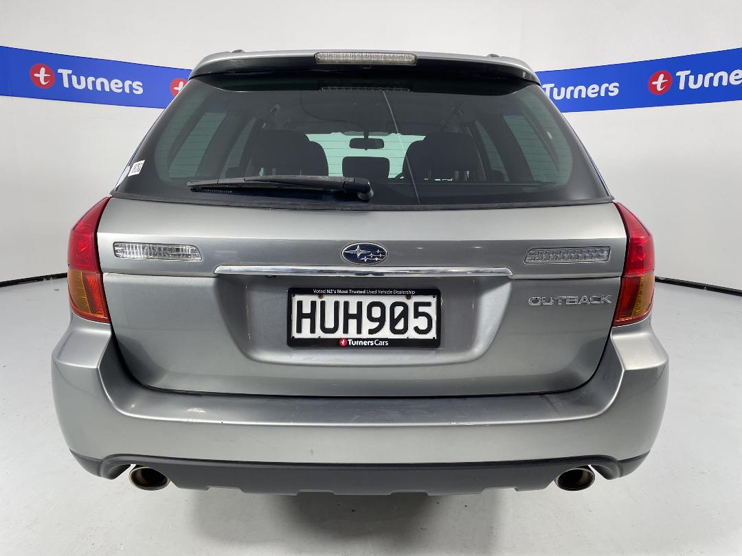 Photo '6' of Subaru Outback Photo '6' of Subaru Outback