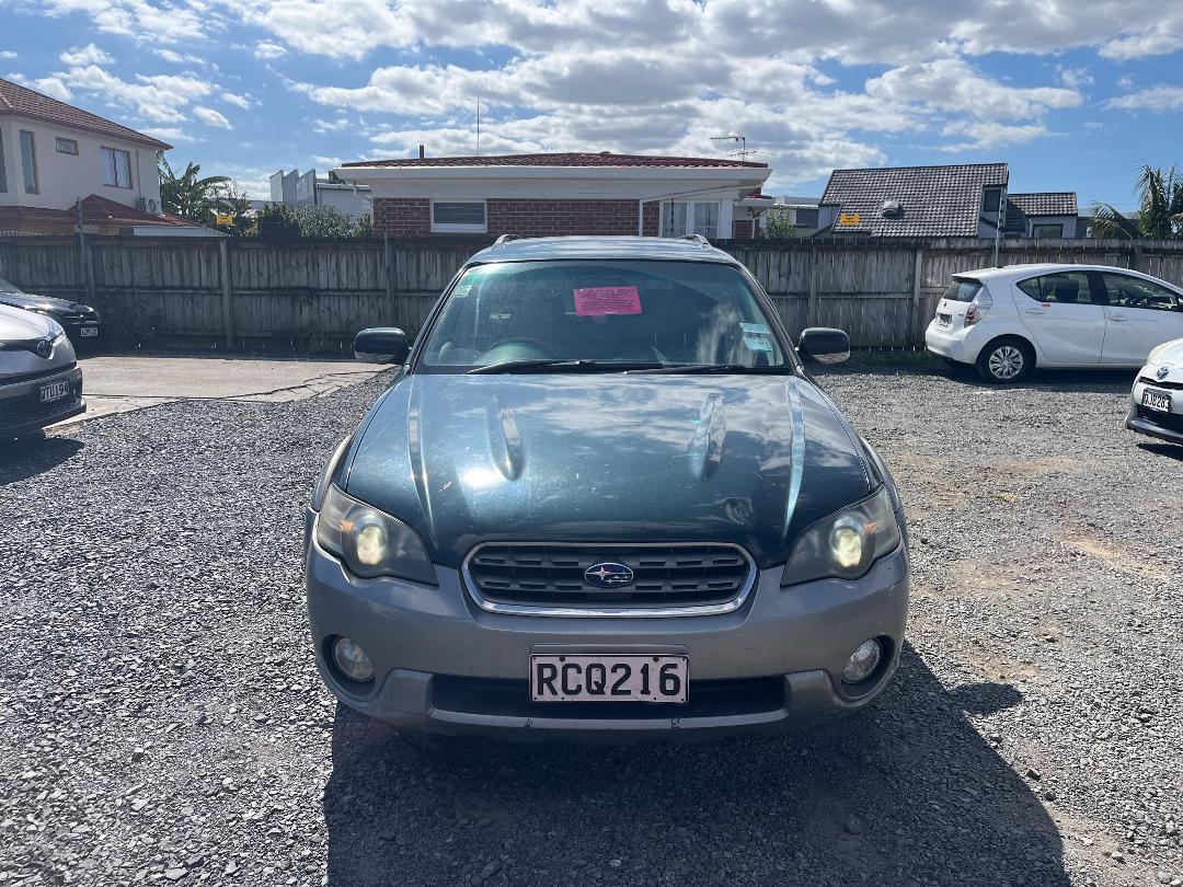 Photo '2' of Subaru Outback