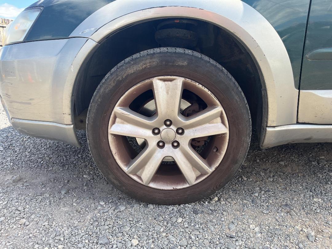 Photo '8' of Subaru Outback