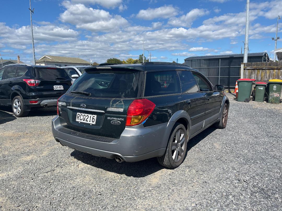 Photo '6' of Subaru Outback