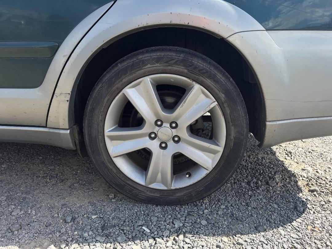 Photo '9' of Subaru Outback