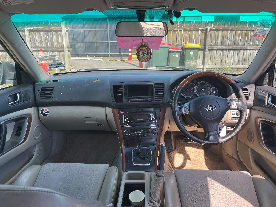 Photo '15' of Subaru Outback