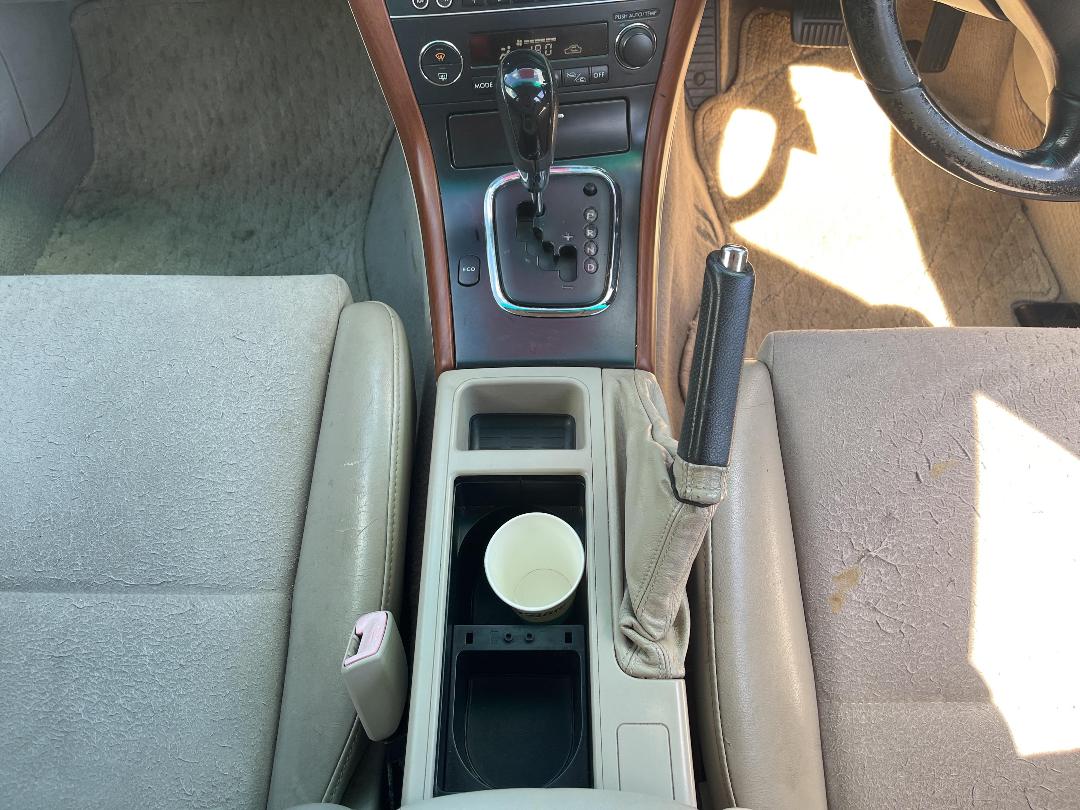 Photo '16' of Subaru Outback