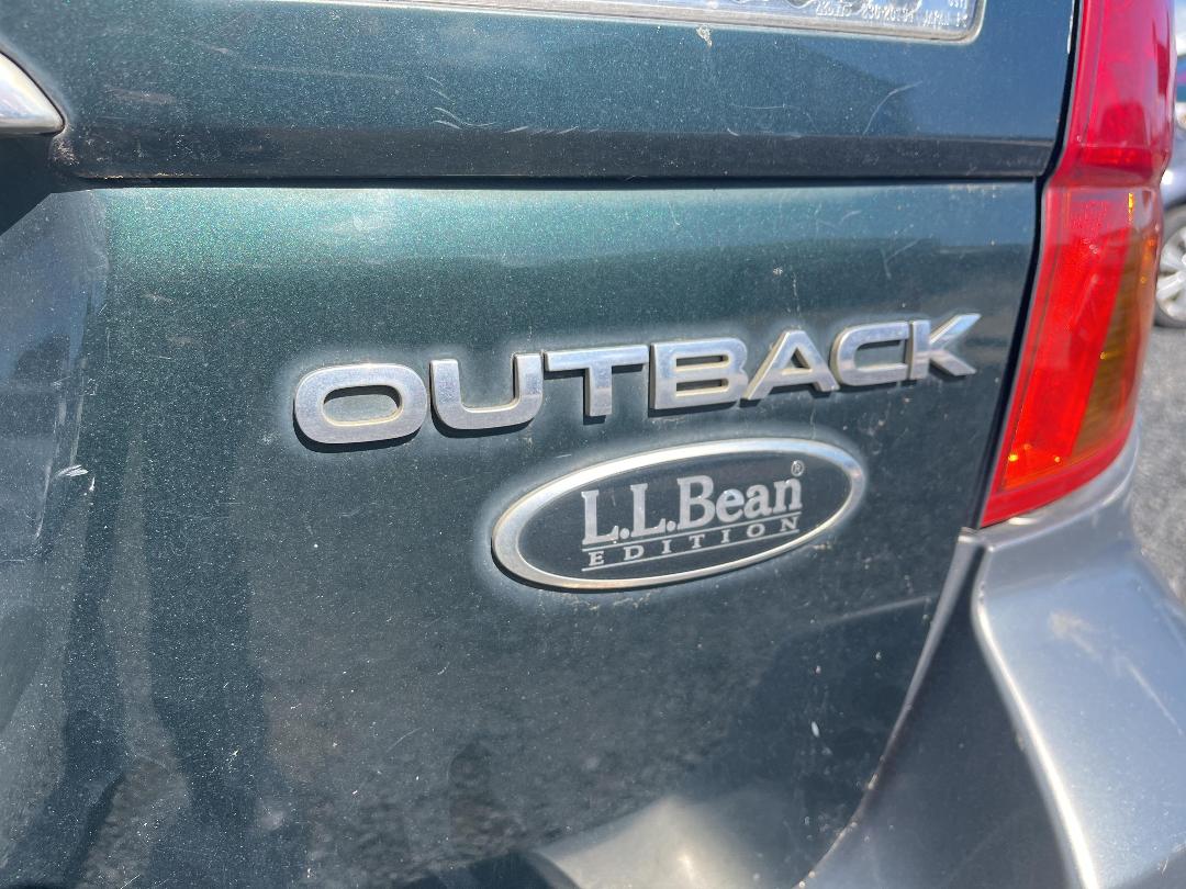 Photo '23' of Subaru Outback