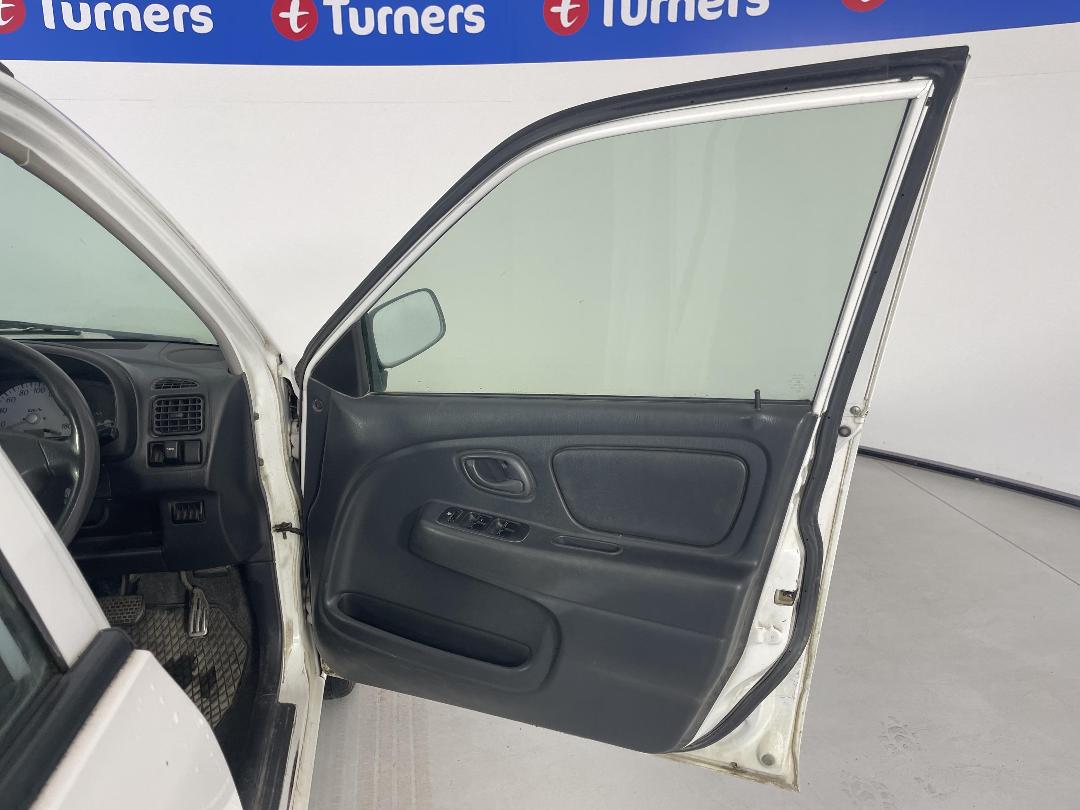 Photo '15' of Suzuki Alto