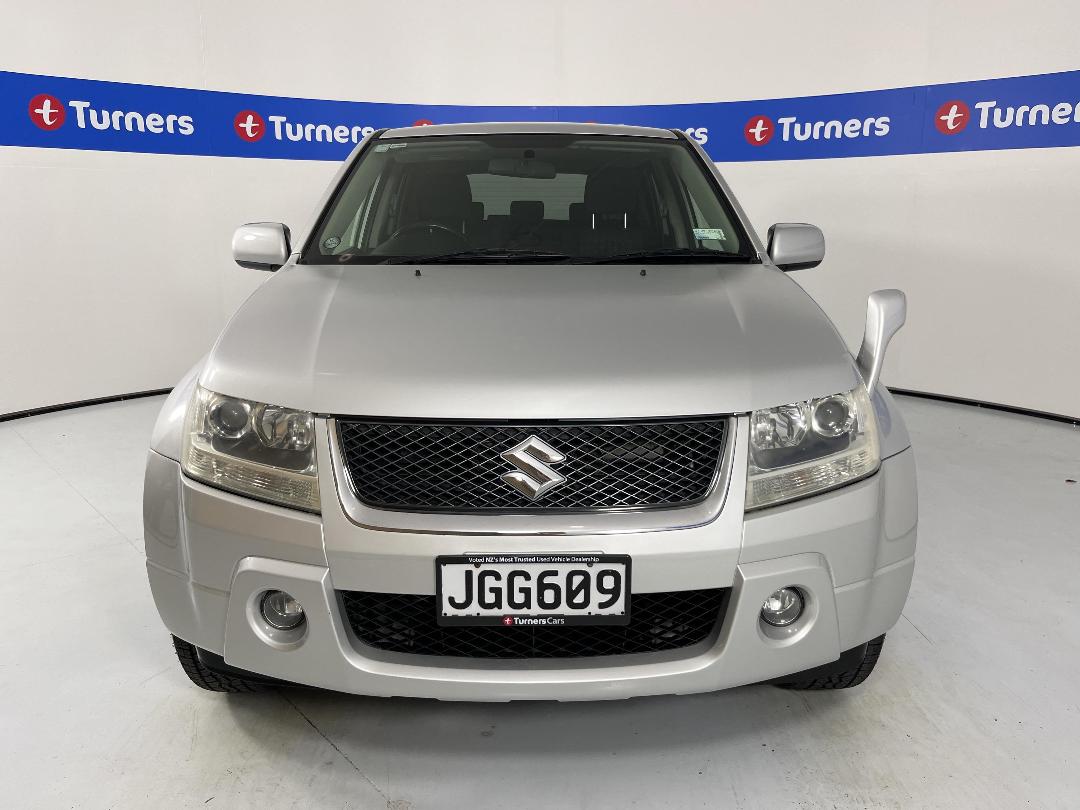 Photo '2' of Suzuki Escudo Photo '2' of Suzuki Escudo