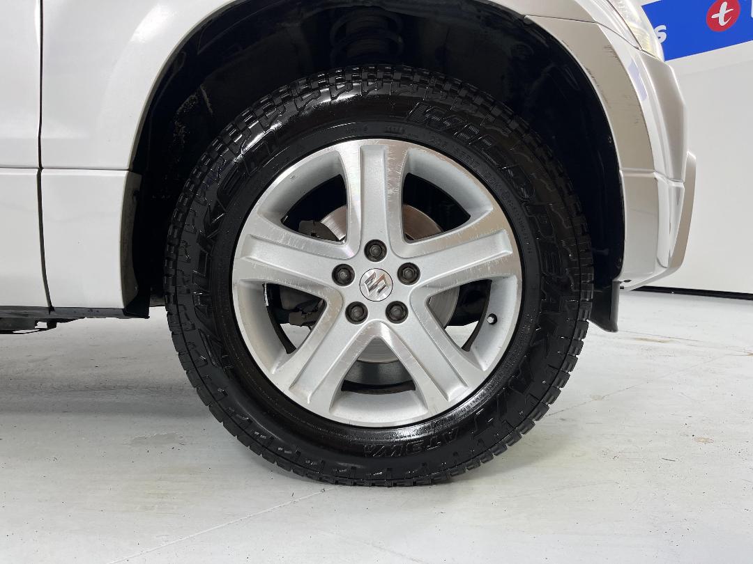 Photo '9' of Suzuki Escudo Photo '9' of Suzuki Escudo