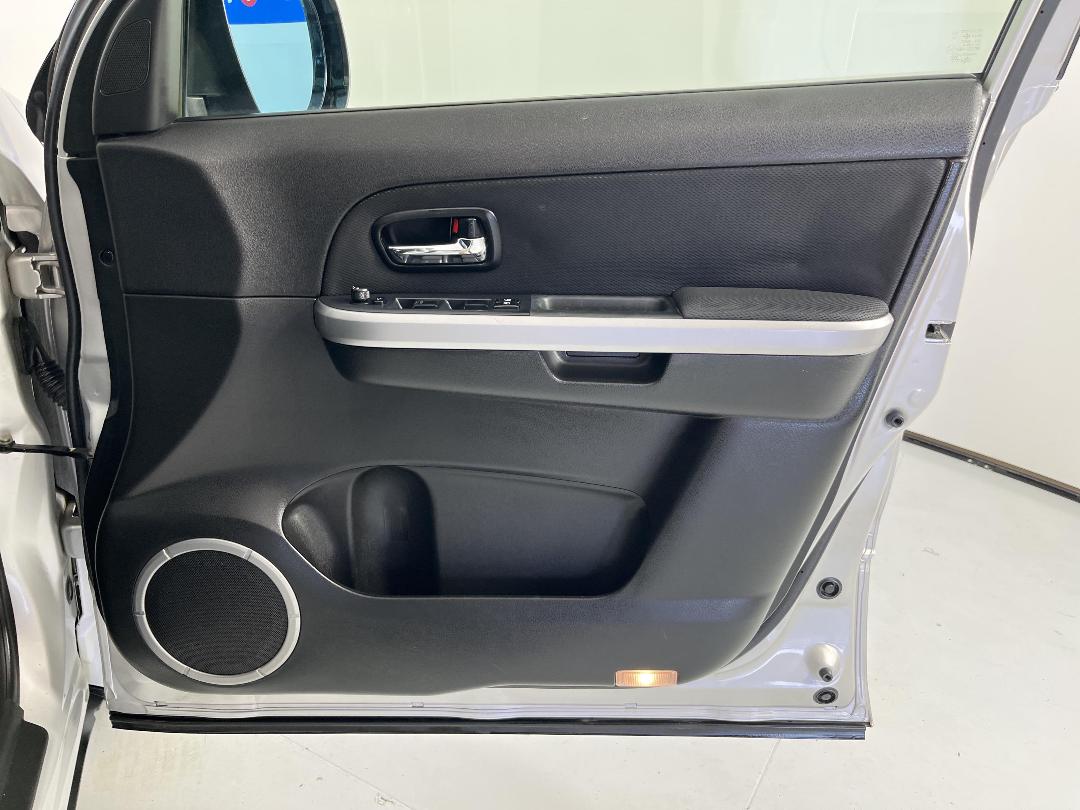 Photo '15' of Suzuki Escudo Photo '15' of Suzuki Escudo