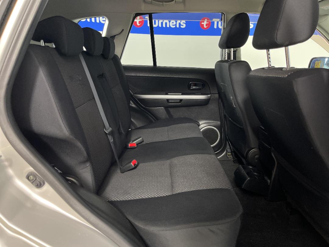 Photo '20' of Suzuki Escudo Photo '20' of Suzuki Escudo