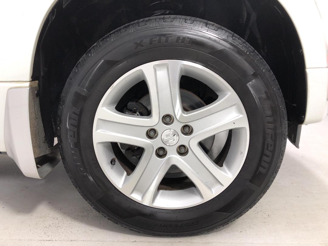 Photo '9' of Suzuki Escudo Photo '9' of Suzuki Escudo