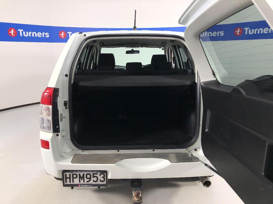 Photo '14' of Suzuki Escudo Photo '14' of Suzuki Escudo