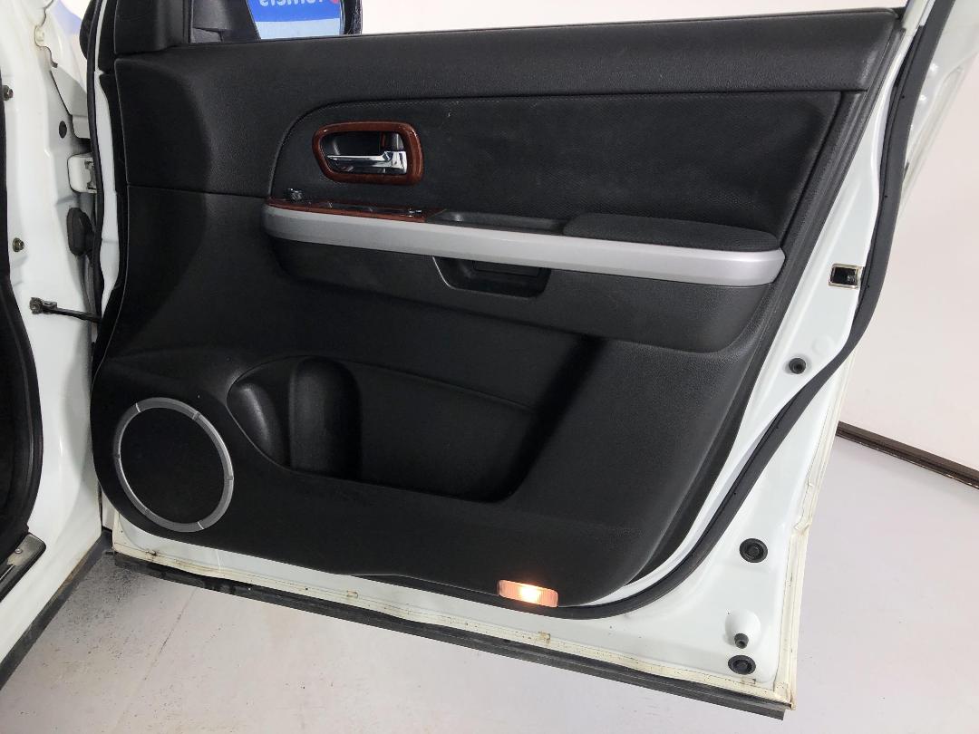 Photo '15' of Suzuki Escudo Photo '15' of Suzuki Escudo