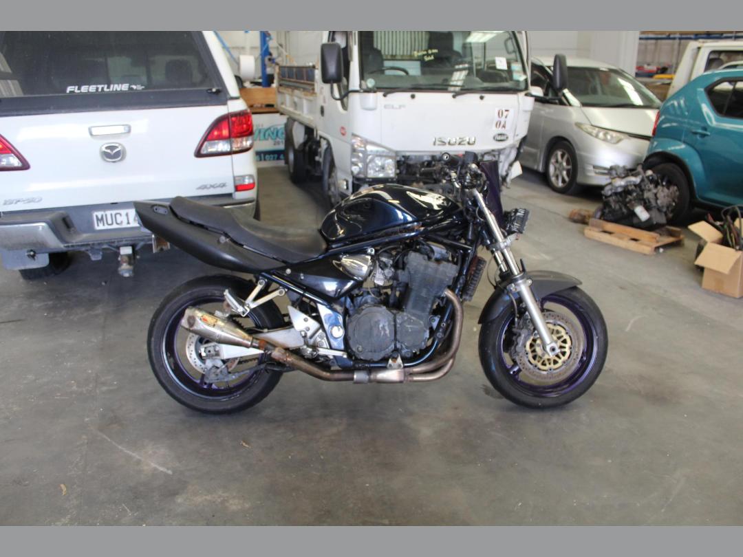 Photo '3' of Suzuki GSF1200S K4