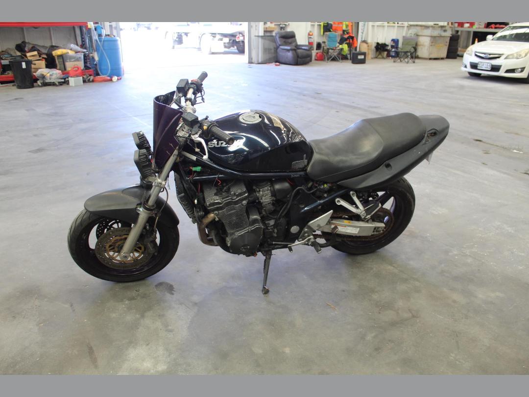 Photo '5' of Suzuki GSF1200S K4