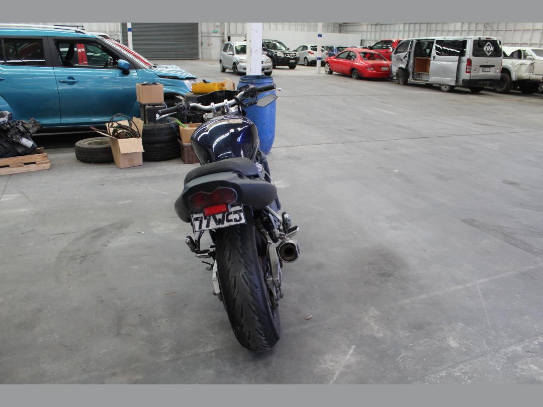 Photo '7' of Suzuki GSF1200S K4