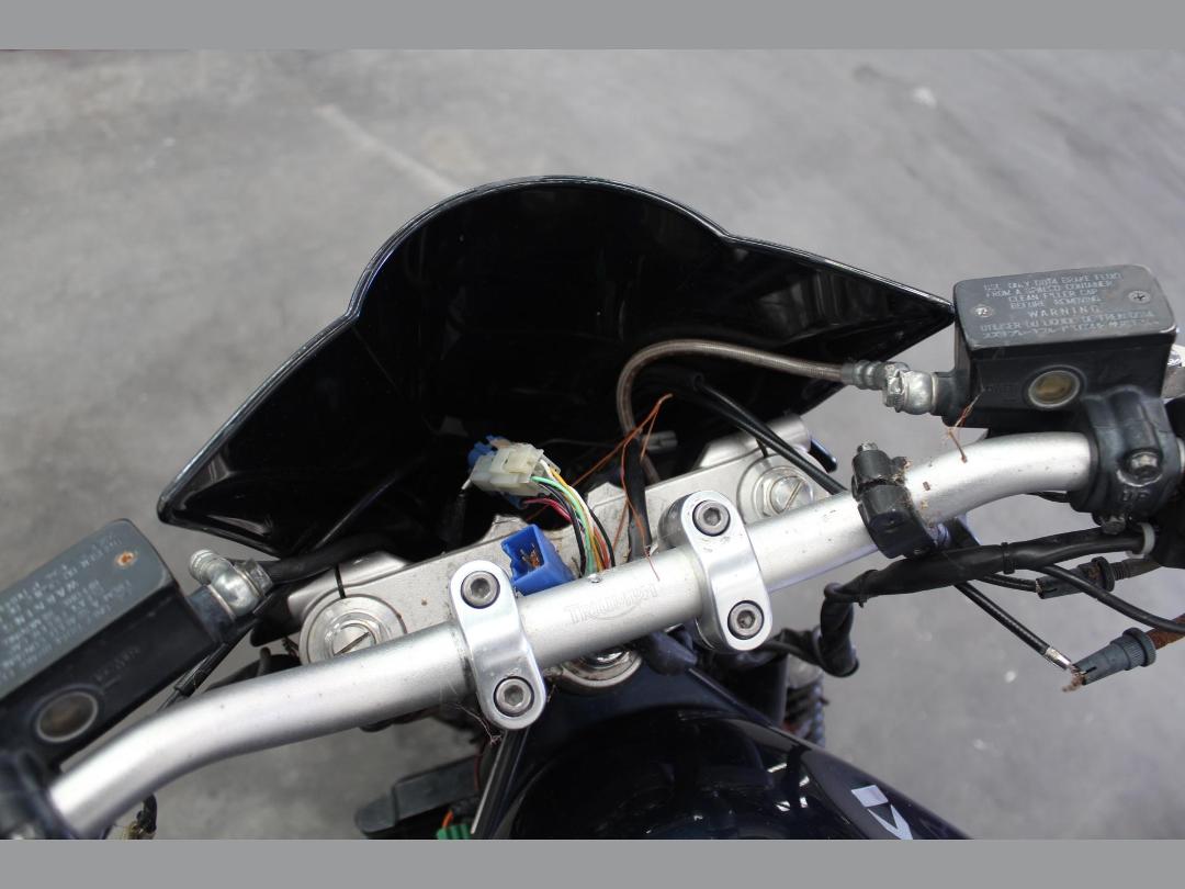 Photo '9' of Suzuki GSF1200S K4