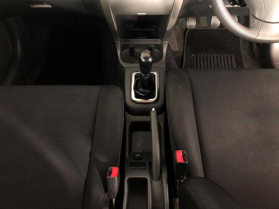 Photo '16' of Suzuki Liana GLX