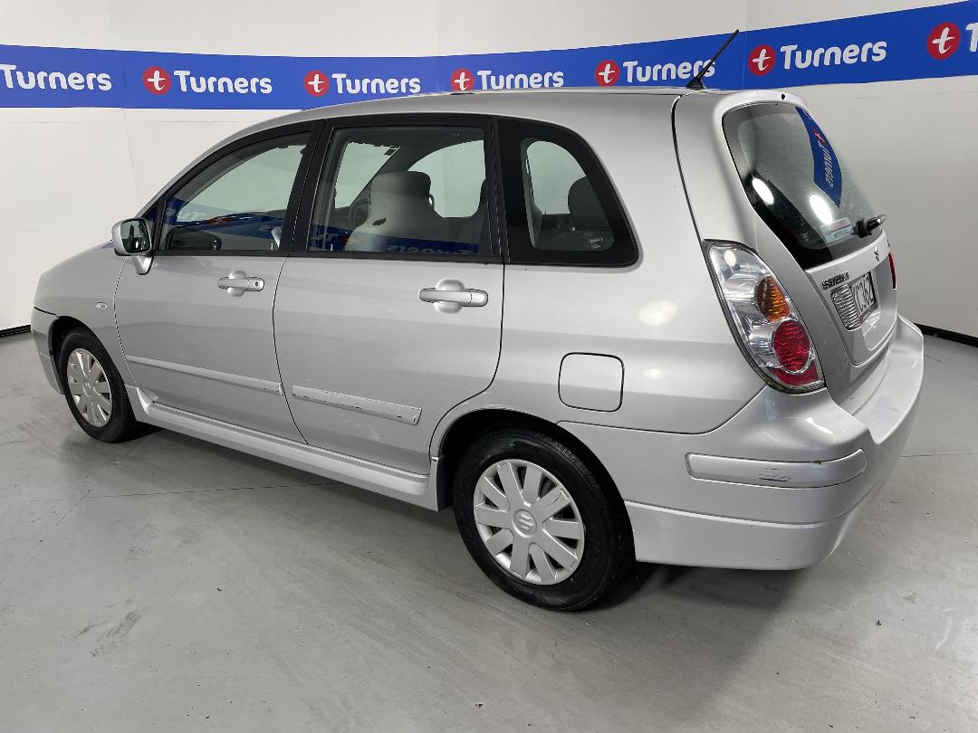 Photo '5' of Suzuki Liana Photo '5' of Suzuki Liana