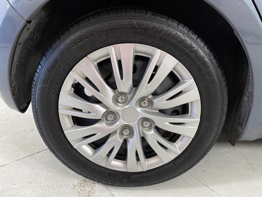 Photo '12' of Suzuki Swift