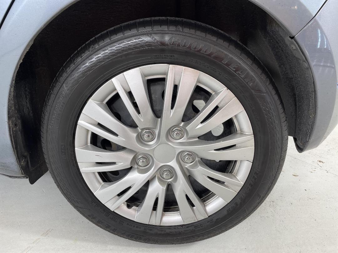 Photo '11' of Suzuki Swift