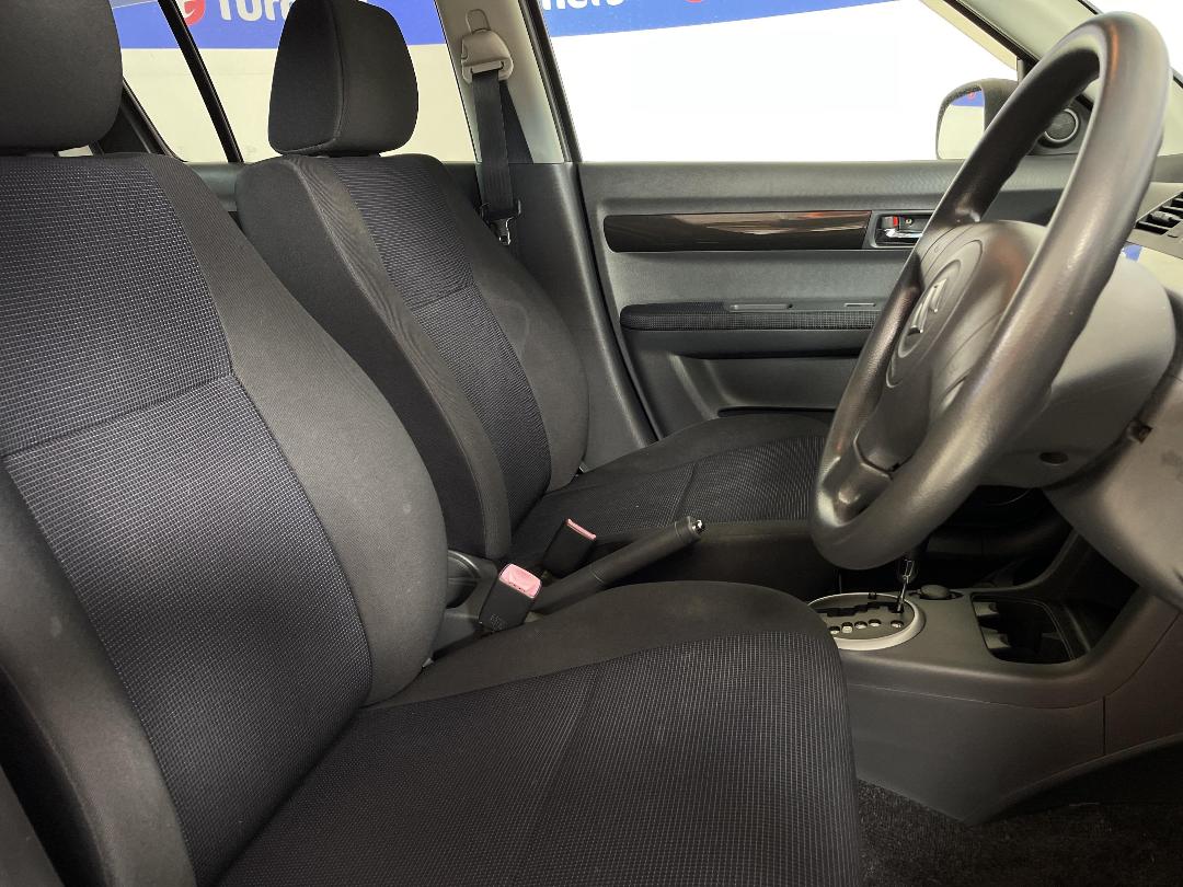 Photo '16' of Suzuki Swift