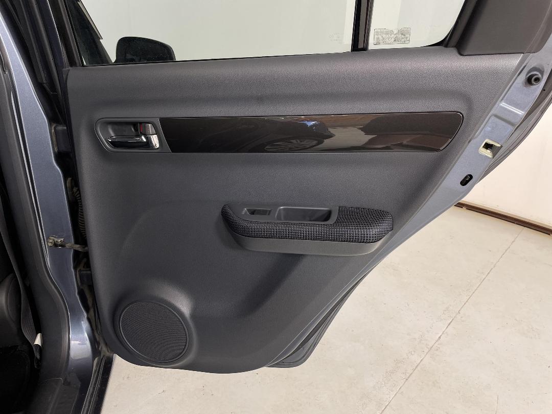 Photo '19' of Suzuki Swift