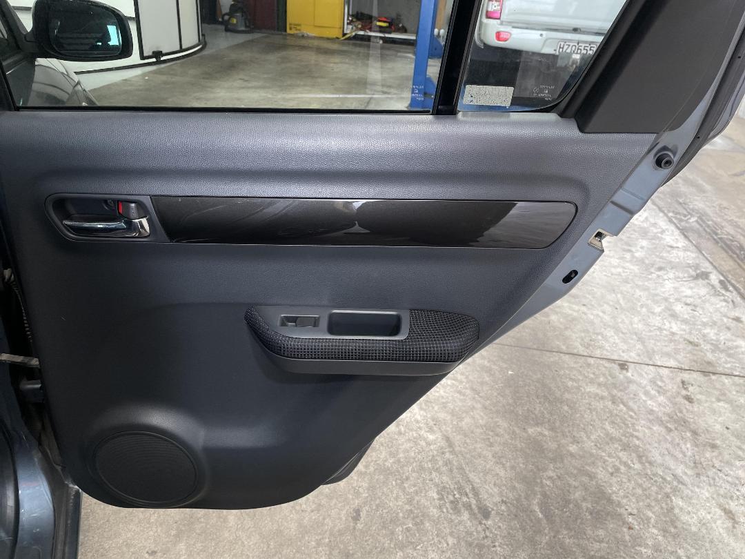 Photo '17' of Suzuki Swift Photo '17' of Suzuki Swift