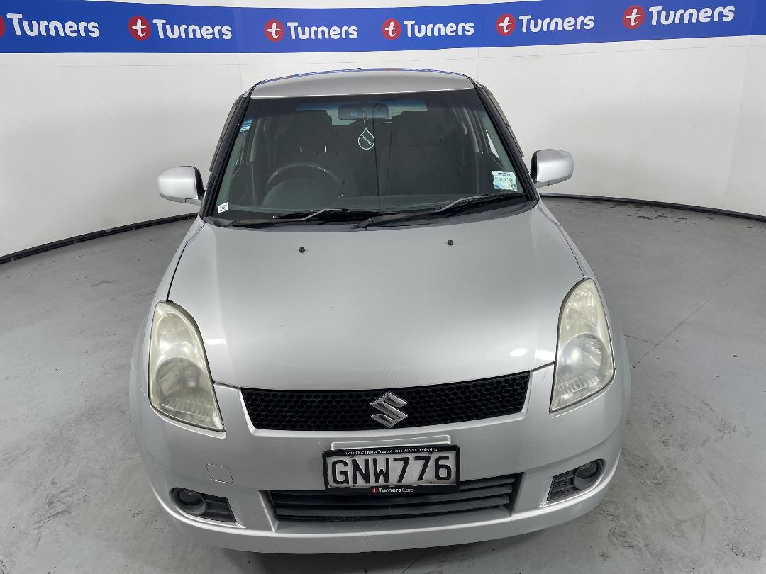 Photo '2' of Suzuki Swift