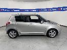 Thumbnail '24' of Suzuki Swift