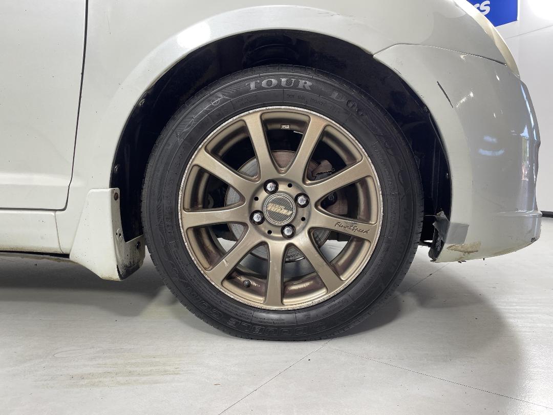 Photo '9' of Suzuki Swift Photo '9' of Suzuki Swift