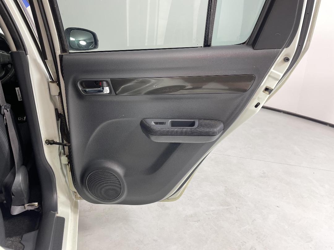 Photo '19' of Suzuki Swift Photo '19' of Suzuki Swift