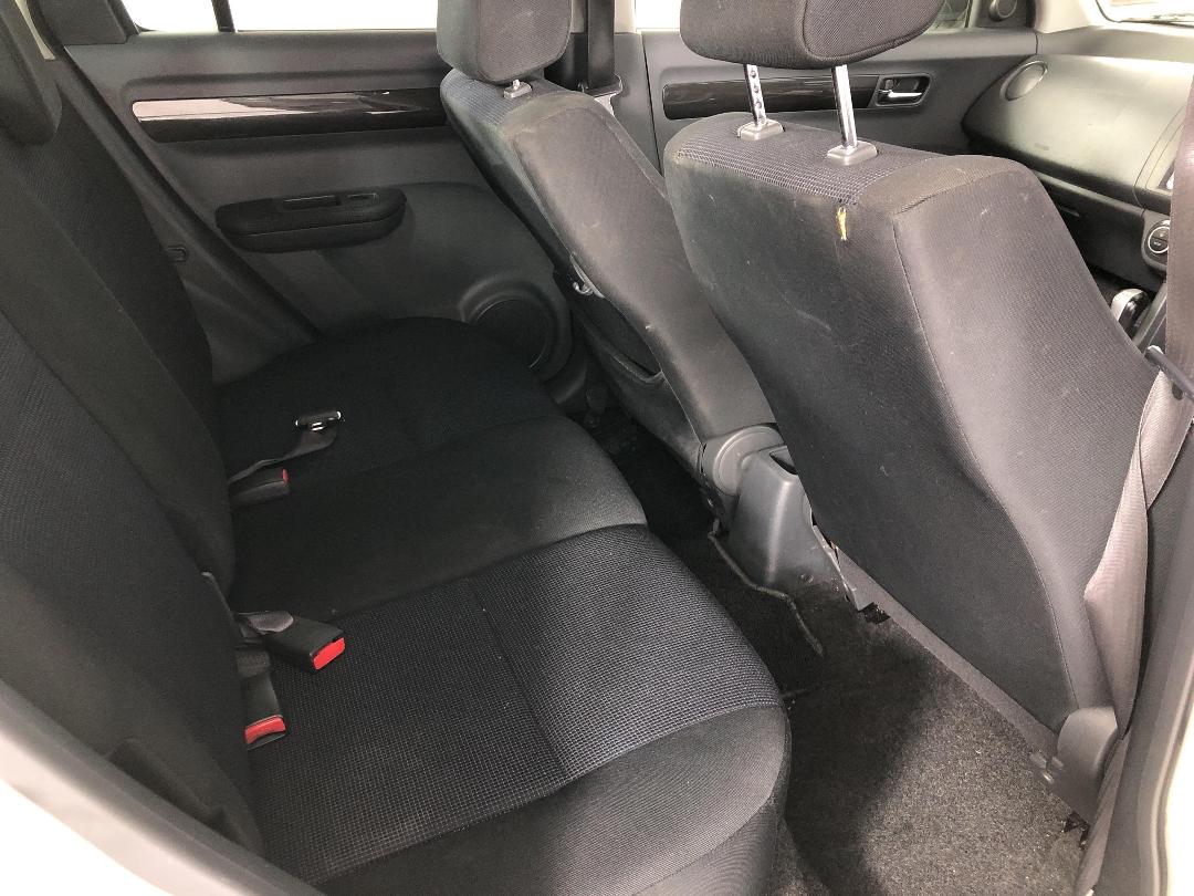 Photo '20' of Suzuki Swift