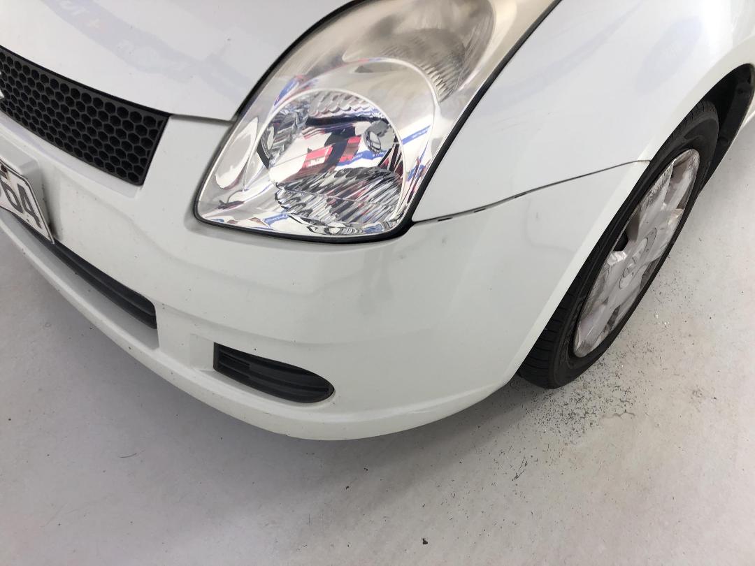 Photo '25' of Suzuki Swift