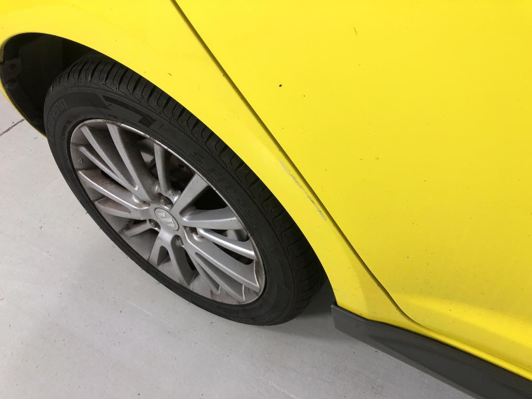 Photo '24' of Suzuki Swift