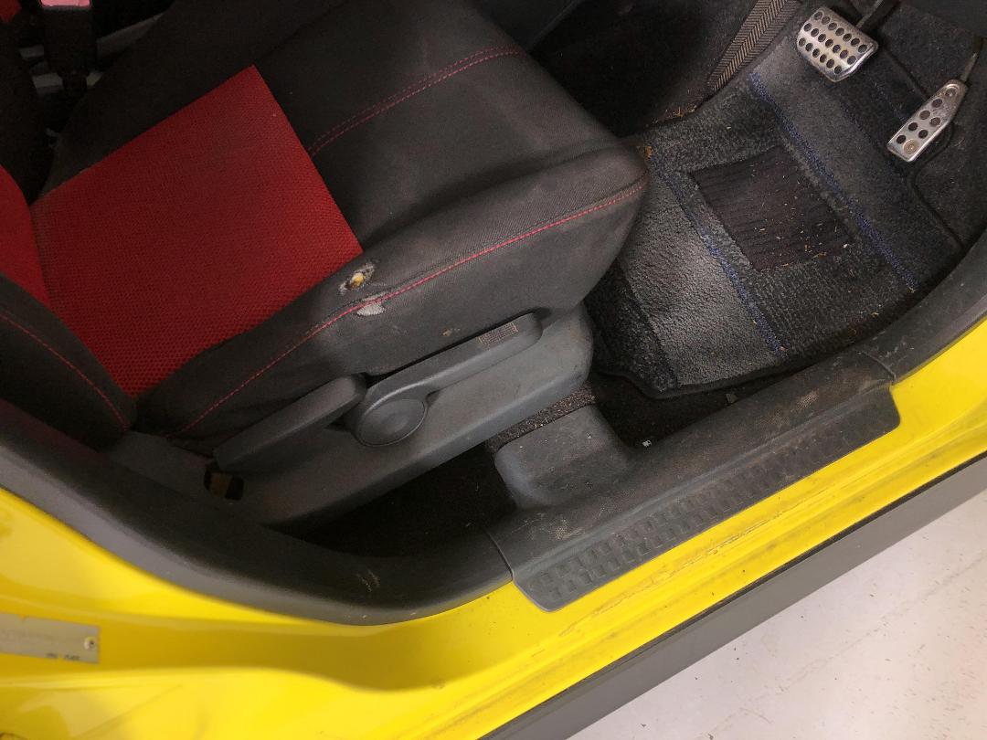 Photo '23' of Suzuki Swift