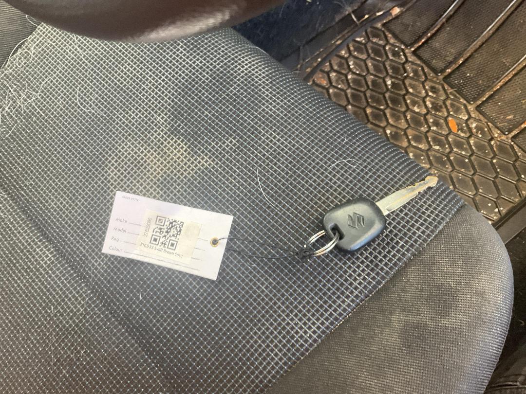 Photo '20' of Suzuki Swift Photo '20' of Suzuki Swift