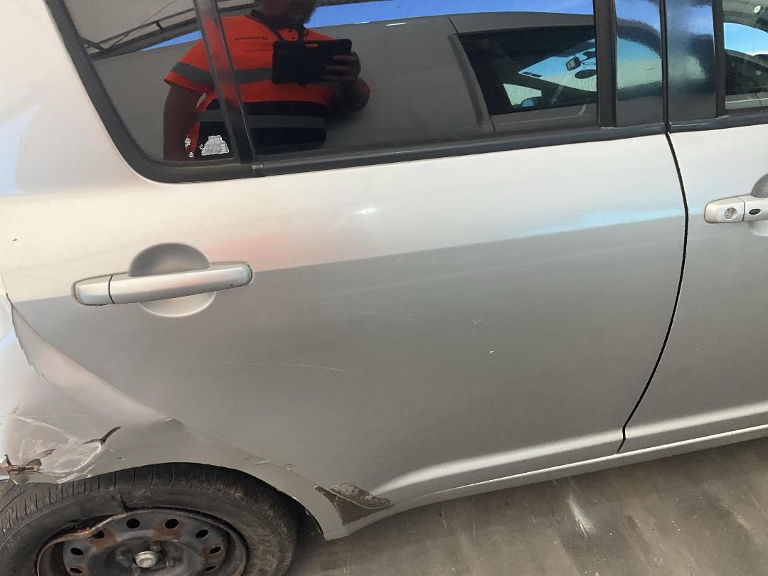 Photo '15' of Suzuki Swift Photo '15' of Suzuki Swift