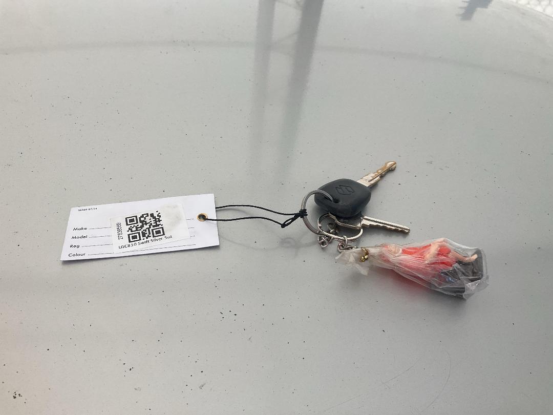 Photo '19' of Suzuki Swift Photo '19' of Suzuki Swift