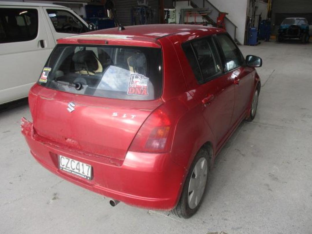 Photo '3' of Suzuki Swift Glxha Photo '3' of Suzuki Swift Glxha