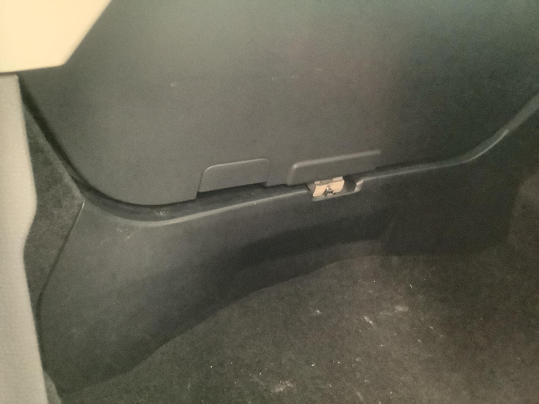 Photo '7' of Suzuki Swift