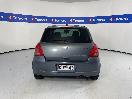 Thumbnail '5' of Suzuki Swift