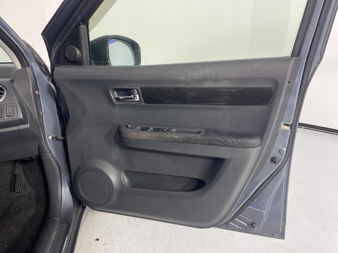 Photo '13' of Suzuki Swift