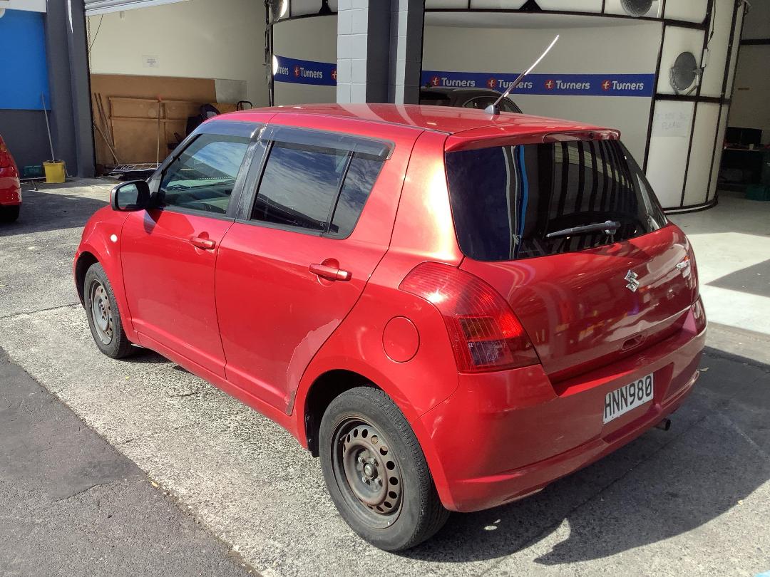 Photo '3' of Suzuki Swift