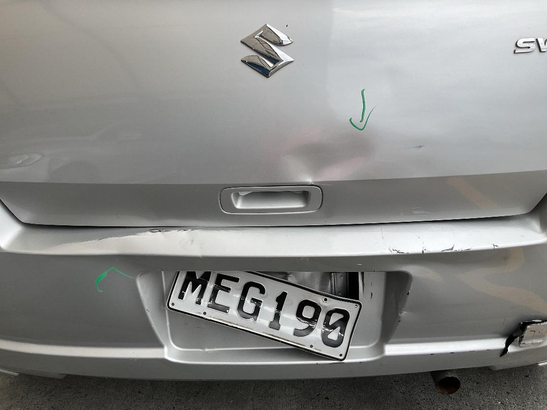 Photo '25' of Suzuki Swift