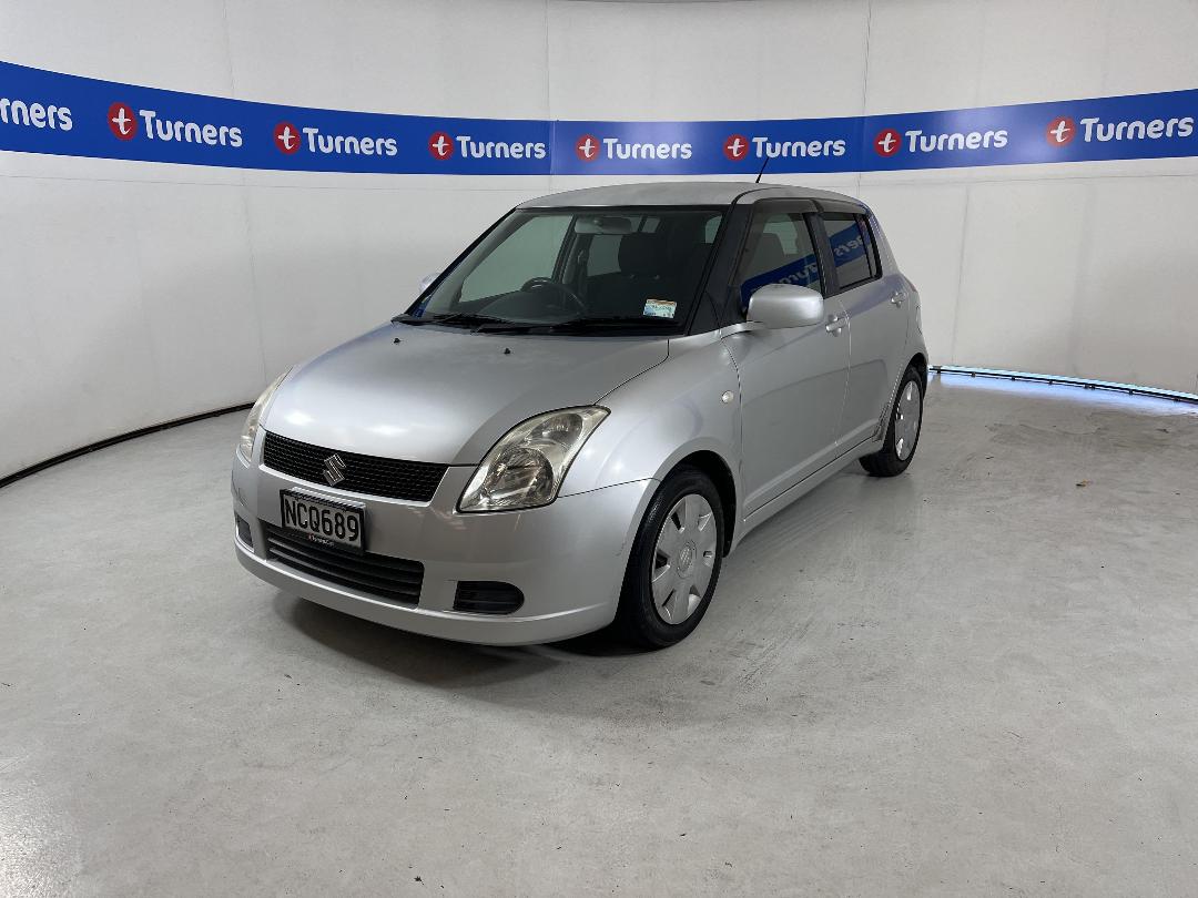 Photo '4' of Suzuki Swift