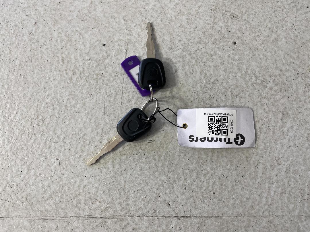 Photo '22' of Suzuki Swift