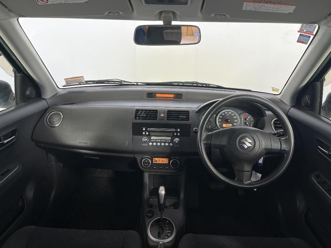 Photo '17' of Suzuki Swift