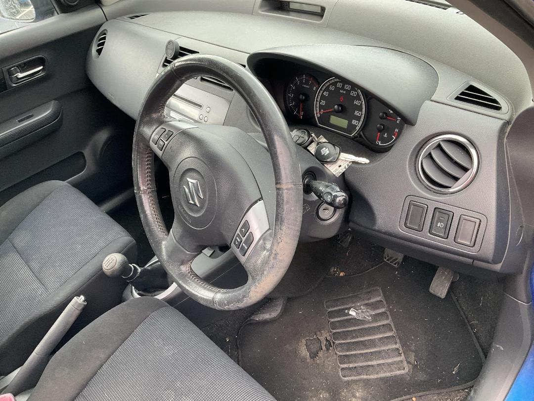 Photo '7' of Suzuki Swift Glxh2 LTD