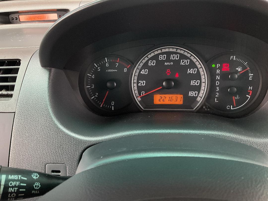 Photo '15' of Suzuki Swift Photo '15' of Suzuki Swift